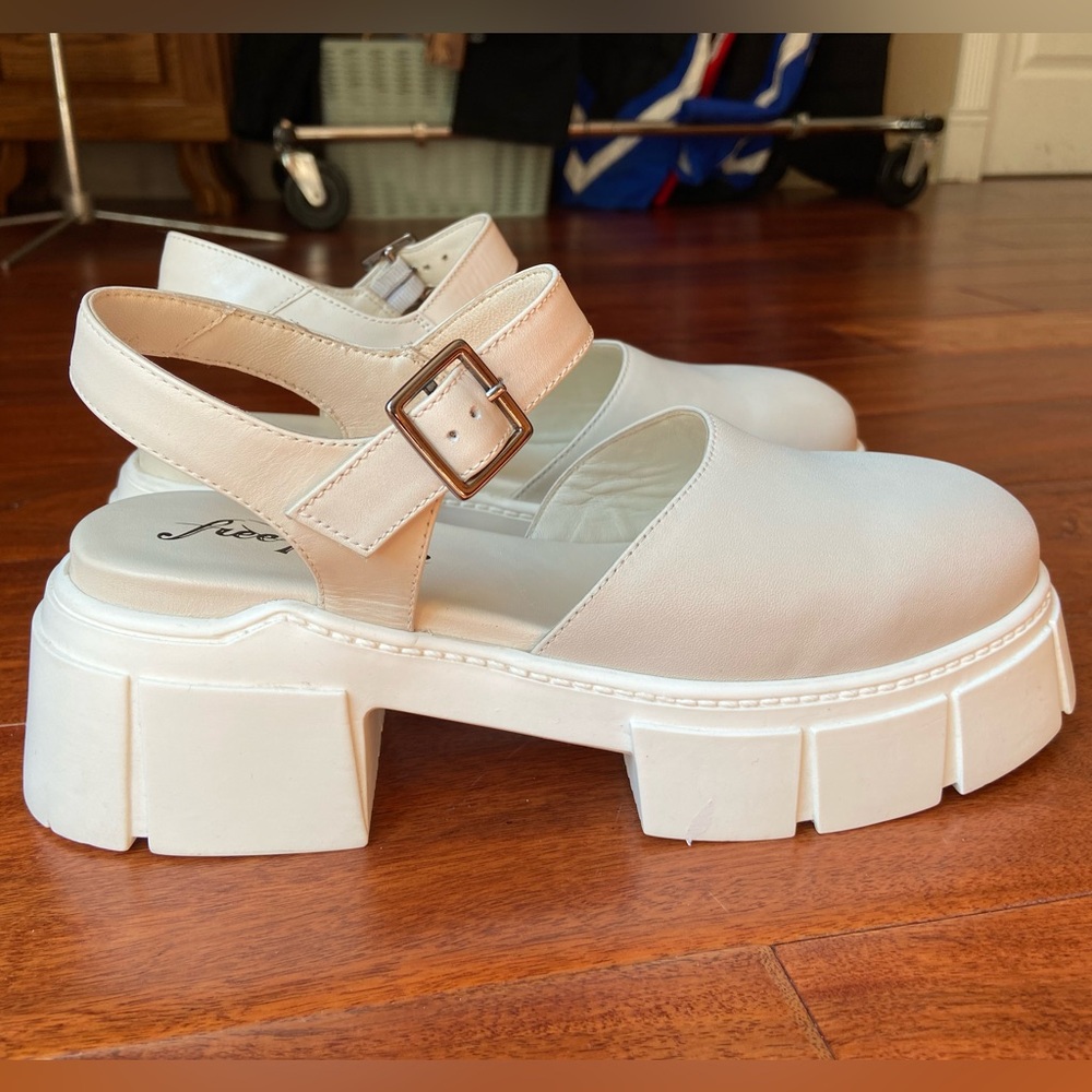 Free People Milan Mary Janes Dune - Picture 7 of 10